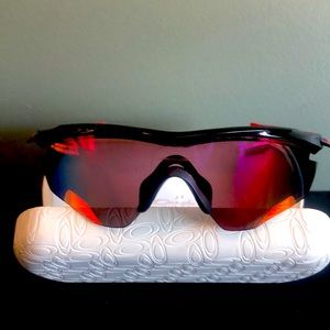 Oakley M2 Polarized with case